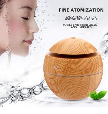 China Ultrasonic Essential Oil Diffuser Car Mini Air Humidifier 130ML Car USB Fogger Home Mist Maker for sale