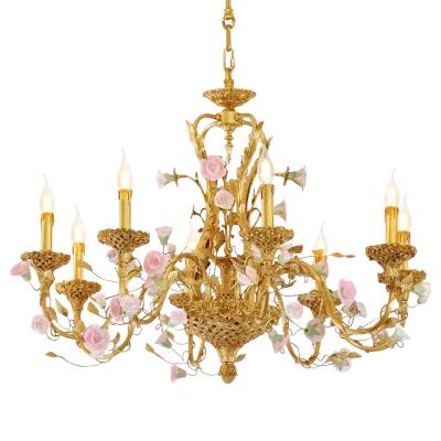 China European Luxury Gold European Flower Lights Hanging Brass Pendant Lamp for Wedding Chandelier Ceramic Flowers for sale