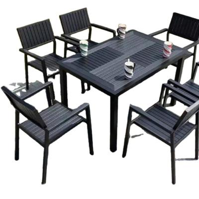 China Modern Hot Sale Modern Design WPC Outdoor Furniture Dining Chairs And Table for sale