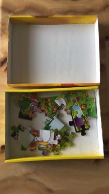 Chine Paper box with puzzle games set à vendre