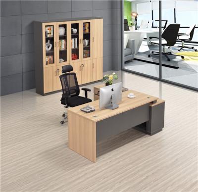 China Modern fashion office MDF/MFC melamine table oak wood computer solid wood executive L-shape modern desk for sale