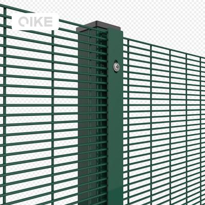 China Easily Assembled Hot Sale 358 Anti Climb Metal Fence Black Welded Wire Mesh Fencing Panels High Security Clear View outdoor protective fence for sale