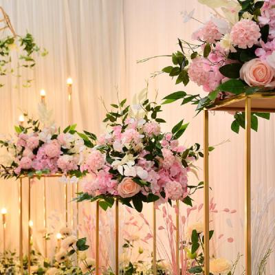 China Fashional Pink Wedding Themes Artificial Silk Flower Ball Row Table Runner Wedding Decor Floral Flower For Wedding Decor for sale