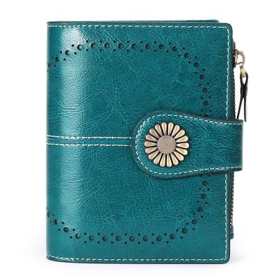 China 2022 Hot Seller Amazon RFID Women's Wallet Genuine Leather RFID Blocking Short Wallet With 16 Card Slots for sale