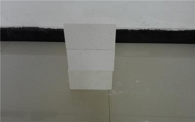 China Stove Mullite Insulating Refractory Fire Bricks High Purity Energy Saving Custom for sale