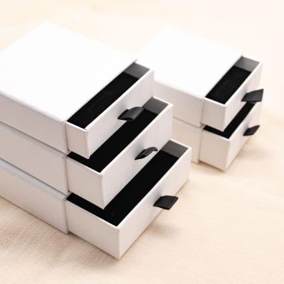 China Handmade Wholesale custom ring pendant earring white jewelry boxes and jewellery boxes packaging box full set with logo for sale