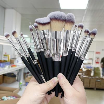 China Make Up Brushes D14026 Eyebrow Concealer Makeup Brush OEM Cosmetic Foundation Set Makeup Brushes New Cosmetic Makeup Brush for sale