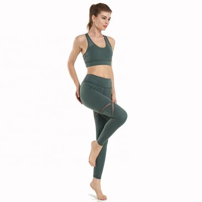 China Breathable Apparels Women Yoga Wear Outdoor Seamless Fitness Gym Wear Sets Vacuum Bra And Sport Yoga Leggings Set With Custom Logo for sale