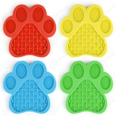 China Sustainable Dog Lick Pad Treat Distributing Slow With Super Suction To Wall For Pet Bathing, Grooming, And Dog Training for sale