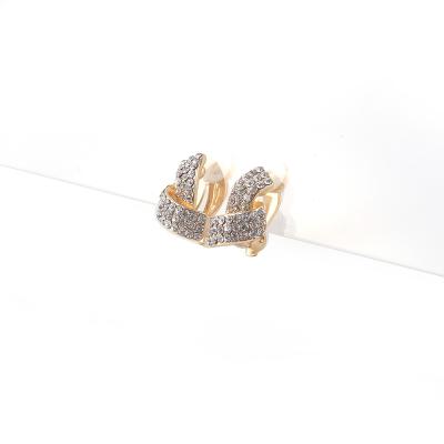 China Cute Trendy Gold Plated Alloy Ear Cuff Clip Earrings Sliver Rhinestone Jewelry Rhinestone Clip On Earrings for sale