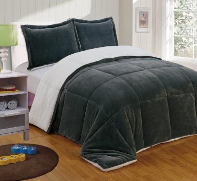 China Home Plush And Sherpa Reversible Polyester Filled Comforter Set for sale