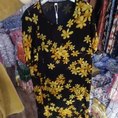 China Anti-wrinkle plus size women floral print chiffon dresses wholesale low price plus size mother fashion casual outfits OC527 for sale