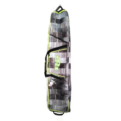 China High Quality Waterproof Outdoor Sports Bags Travel Wheelie Snowboard Ski Double Folding Bag With Wheel for sale