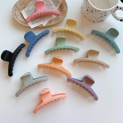 China Wholesale Korean Custom Large Size Matte Plastic Hair Claw Women Strong Hair Holder Hair Claw Clips For Thick Hair for sale