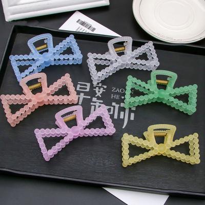 China Decorative Wholesale Jelly Color Matte Hair Claw Plastic Clips Daily Lifestyle Tending Large Claw Clips For Thick Hair for sale