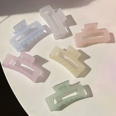 China Hot Selling 8.5cm Daily Wear Hair Solid Color Transparent Plastic Hair Clamps Claw For Clipping Large Resin Hair Clip Pastel Rectangular Claw For Women Girls for sale