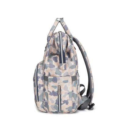 China 2021 New Fashion Portable Combination Baby Backpack Waterproof Pattern Mommy Bag for sale