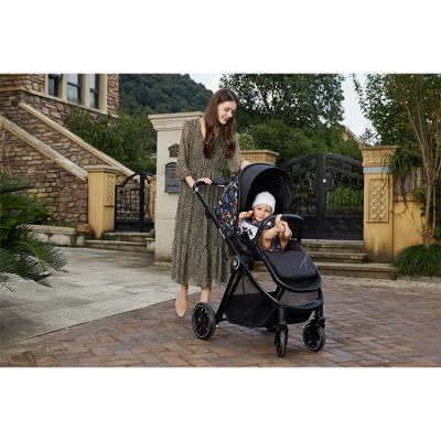 China Factory Wholesale Lightweight Baby Trolley Adjusted Handle Baby Strollers Carriages Easy Carry Baby for sale