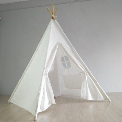 China Sports Toy DIY Kids White Canvas Indian Teepee Tent Toddler Playhouse With Carry Bag for sale