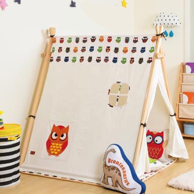 China Toy Safety Standards Wholesales Pine Wooden Play Tent Canvas Cotton A Frame Indaian Teepee Tent For Kids OEM Teepee for sale