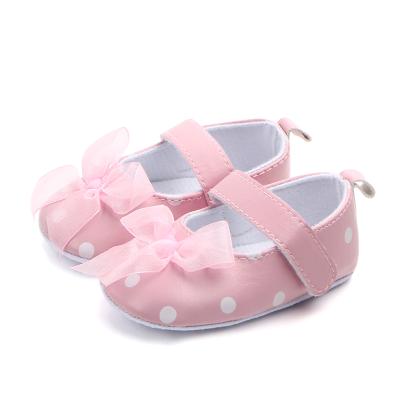 China Kids Lightweight Cute Infant Polka Dot Baby Girl Shoes With Bow for sale