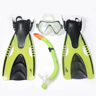 China Hot Selling Eco-friendly High Quality Three-piece Silicone Adult Training Adjustable Swimming Fins Long for sale