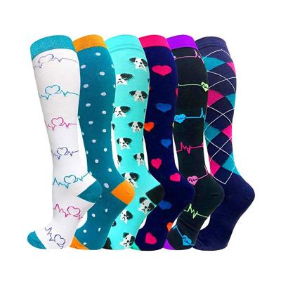 中国 Wholesale QUICK DRY Amazon sports stockings nurses women socks compression medical socks Varicose veins 販売のため