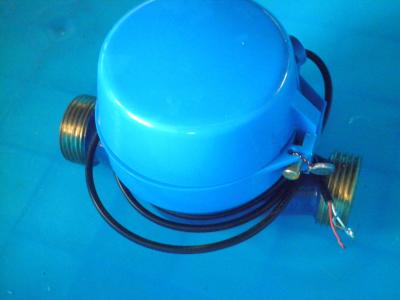 China 8 Wheels Single Jet Pulse Output Water Meter With Dry Dial Vane Wheel for sale