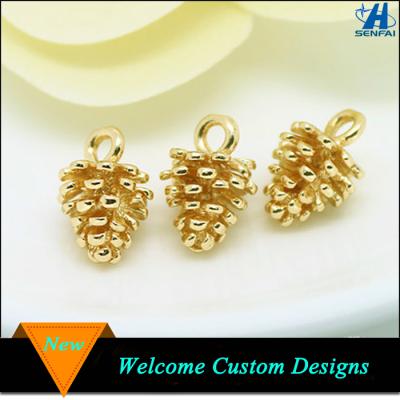 China Gold Tone Metal Pine Cone ALLOY Charm from Yiwu Xinghui Jewelry Factory for sale