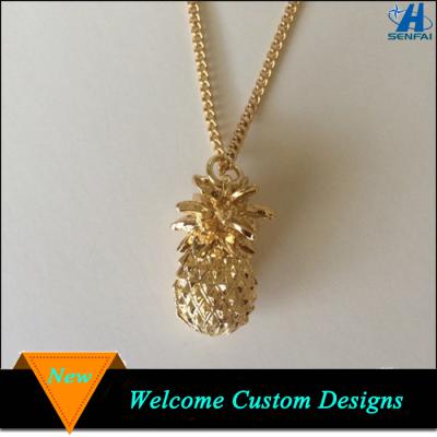 China ALLOY Accessories For Women 3D 18k Gold Pineapple Charm Necklace for sale