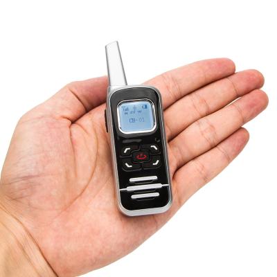 China walkie talkie with 400-520mhz wireless headset walkie talkie ctcss mini\DCS radio 1100mAh for sale