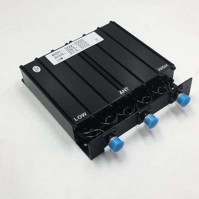 China 380~520MHz 50W UHF Cavity Duplexer For Radio Repeater UHF Duplexer 228*190*40 (≤ 0.5mm) for sale