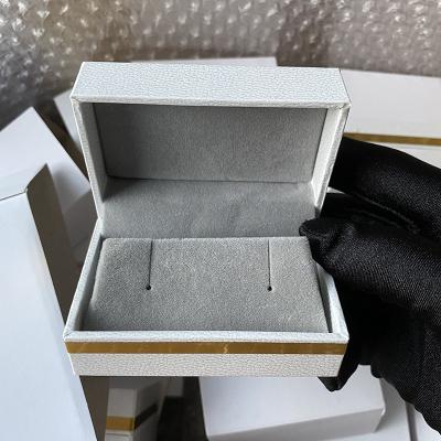 China Wholesale Plastic Bracelet Ring Earring Box Jewelry Packaging Box Paper Necklace White Jewelry Box Without Logo for sale