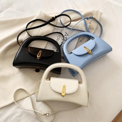 China 2022 popular new design fashion cute young woman purses handbags ladies fashion small handbags for girls shoulder bags for sale