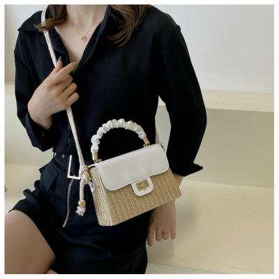 China 2022 Fashion Fashion Woven Purses Girls Messenger Handbag Ladies Cute Luxury Handbags For Young Woman for sale