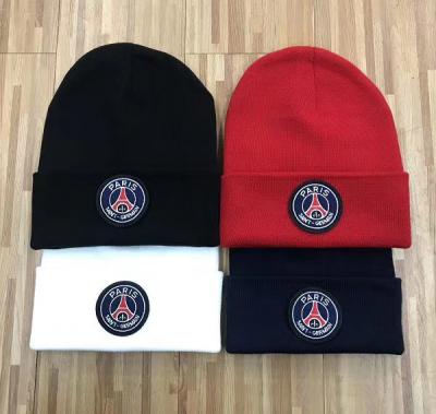 China Custom Football COMMON Team Soccer Beanies Paris Snapback Beanie Hat Knitted Club Logo Winter Sports Hat Club Fan Football for sale