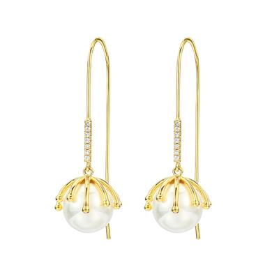 China FASHIONABLE Circle Earrings Europe and America Shell Pearl Statement Earrings Pearl for Women Wedding Party for sale