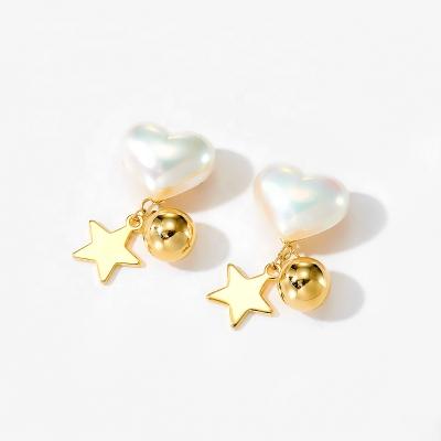 China Valentine Jewelry Cute 925 Silver Mail Pearl Heart Stud Earrings Heart Shaped Flat Earrings For Girls for sale