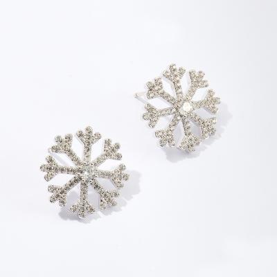 China CLASSIC Micro Paving Christmas Diamond Jewelry Wholesale Price Snowflake Necklace Stud Earring Set for sale