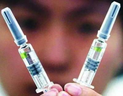 China Cadena de producción disponible de cristal vaccínea médica de la aguja de la jeringuilla en venta