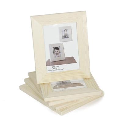 China Wholesale Europe Cheap Price Handmade Picture Photo Frame For Display Picture for sale