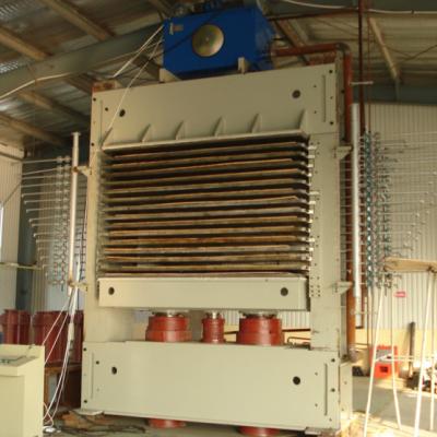 China Building Material Shops Wood Hot Press Machine For Plywood / Veneer Hot Press for sale