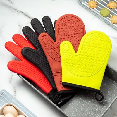 China New Design Durable Heat Resistance Bakeware Silicone Glove For BBQ Silicone Oven Mitt Cooking for sale