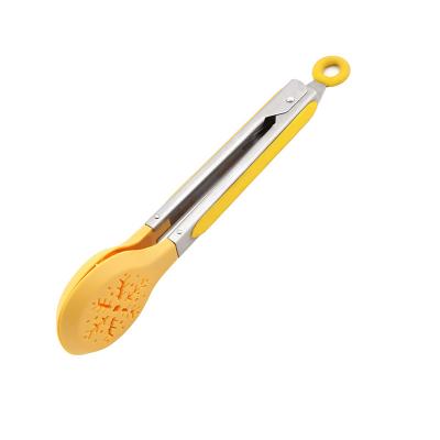 China Sustainable 2022 Snow Form Slotted Spoon Kitchen Tools Christmas Nylon Food Tongs for sale