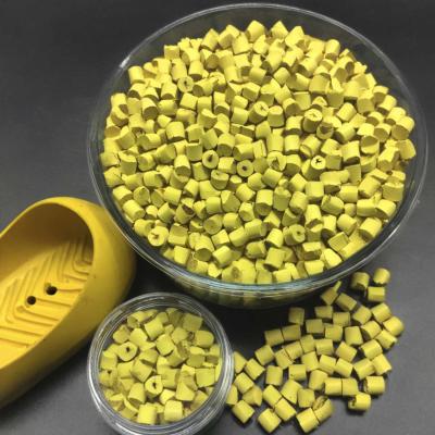 China Bulk Plastic Master Batch EVA Yellow Color Biodegradable Masterbatch Pellets for sale
