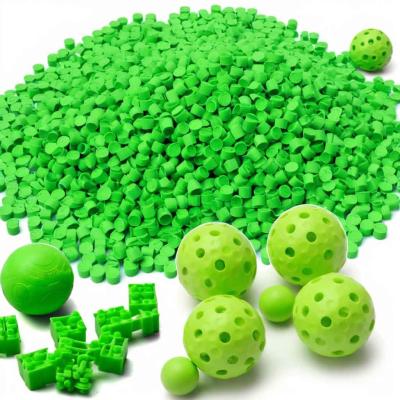 China Green Color EVA Masterbatch Pellets High Dispersion For Shoe Toy Foaming for sale
