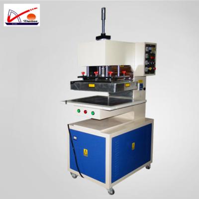 China Hotels Conveyor Belt Sidewall High Frequency Welding Machine for sale