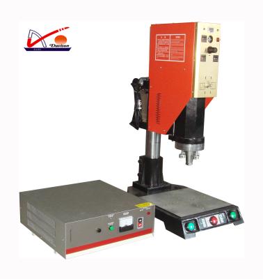 China Hotels Ultrasonic Welding Machine 20khz CNC Ultrasonic Welding Machine Manufacture for sale