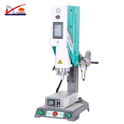 China Hotels 20khz 2000w Ultrasonic Welding Rig Welder Plastic Ultrasonic Machine Factory for sale