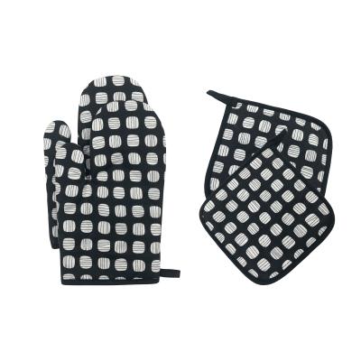 China Traditional Multifunctional Customization Pot Holders Polyester Square Heat Resistant Oven Set Oven Mitt Pad Comfortable Potholder for sale